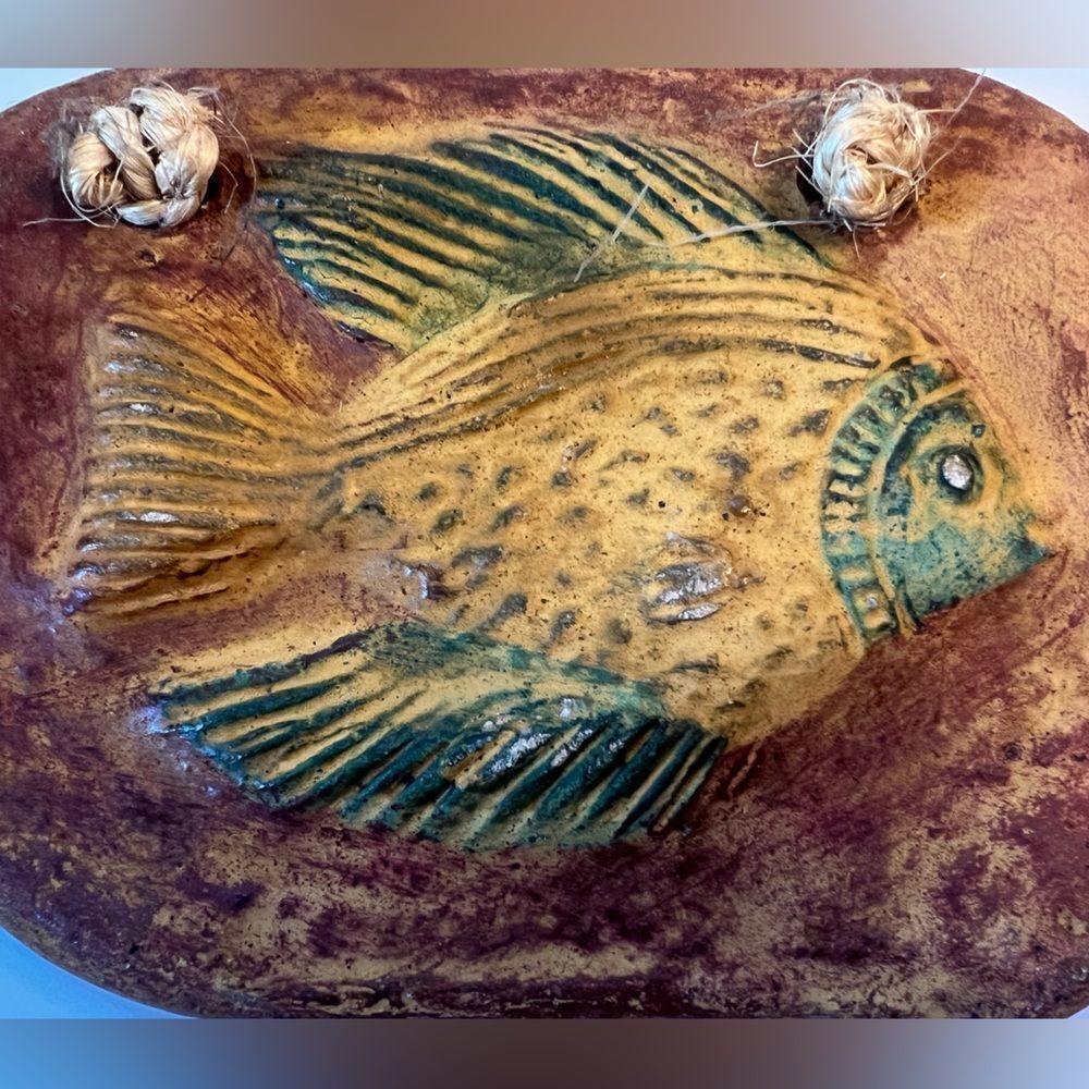 2 Vintage Pottery Fish Wall Hanging - Picture 6 of 8